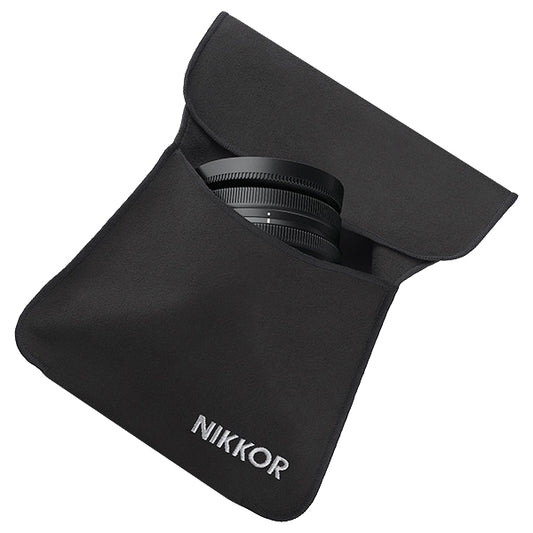 Nikon CL-C4 [lens case]