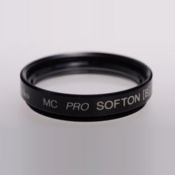 Kenko 305389 [Filter for digital camera MC Prosofton B Black frame 28mm]